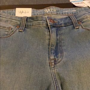 Brand new style and co Capri